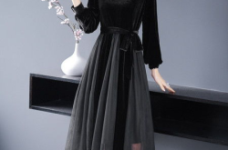 丝绒裙写真,优雅与复古的时尚演绎