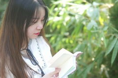 遇上好看的小姐姐文案,遇见心动小姐姐的浪漫瞬间