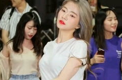 留守小姐姐视频,见证乡村女性的坚韧与智慧